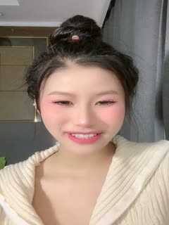 核弹！成都小嫩模！【你的KK】扭动极品小蛮腰！_2(1). 海报
