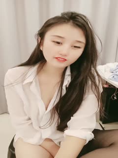 #直播 白衬衣风情少妇激情大秀 海报