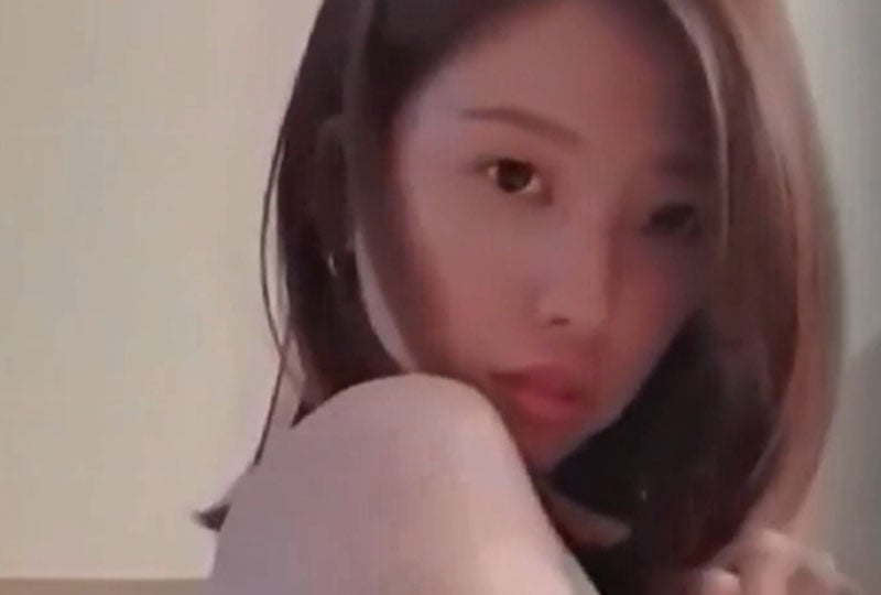 前凸后翘粉嫩鲍鱼自慰! 海报
