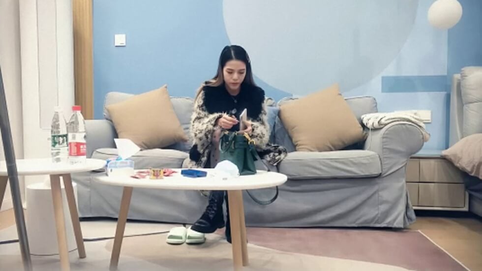 探花约操极品骚货舞蹈老是,一字马风骚淫荡勾魂摄魄尤物不常见 海报